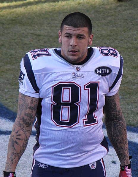 Top 10 Most Searched People in April 2017 and Why 10 465px-Aaron_Hernandez