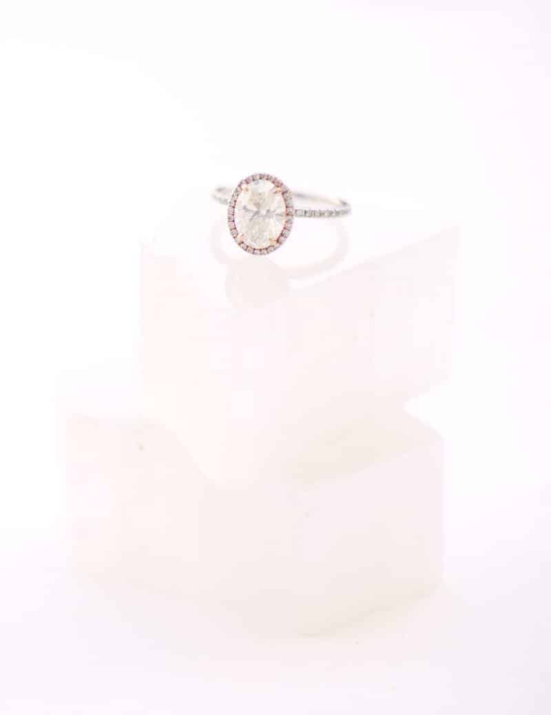 Jeweler About Page Style 2