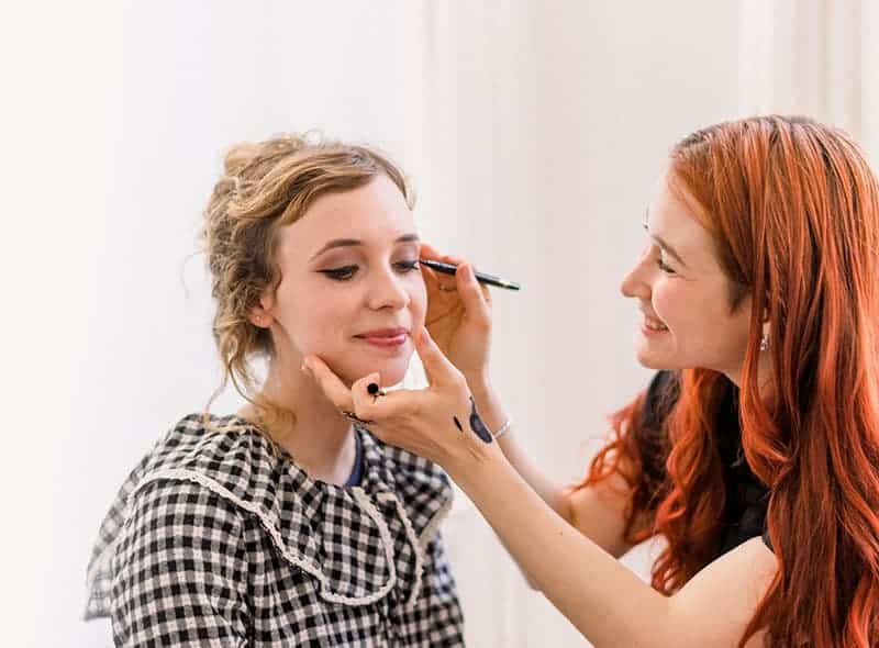 Makeup Artist Portfolio Page Style 13 Makeup Artist Portfolio Page Style 13